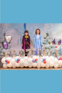 allestimento-frozen-regina-del-ghiaccio-cartone-compleanno-1--mazzucchellis